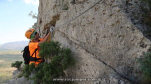 Flanqueos Tramo 3 - Vía Ferrata Penyaflor - Els Reguers - RocJumper