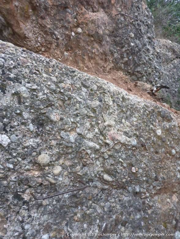 Grapas Aproximación - Cova de l'Arcada (Torrent de la Coma Alta) Montserrat