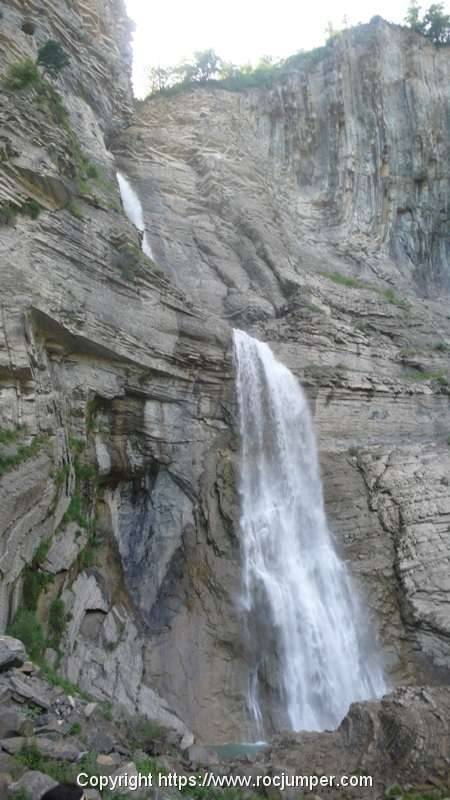 06-via-ferrata-cascada-del-sorrosal-broto