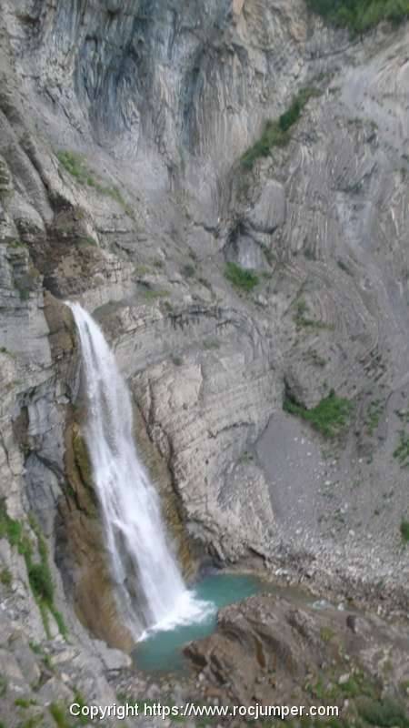 16-via-ferrata-cascada-del-sorrosal-broto