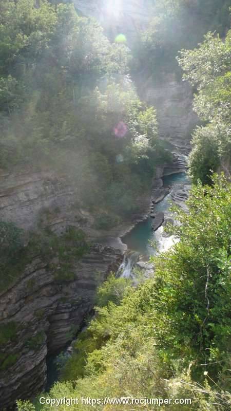 45-via-ferrata-cascada-del-sorrosal-broto