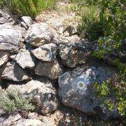 Vía Ferrata Canal de los Olmos - Marcas circulo blanco con punto amarillo