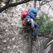 Largo 3 Árbol - Vía Agullòlegs · El Xumet (V/A1e115 m) (Montserrat, Barcelona)