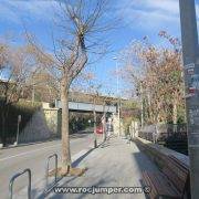 Calle al salir de la Estación de Montcada - Manresa