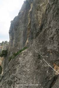 El pasamanos - Vía Ferrata Piedra del Castillo o El Castillo de Fuertescusa