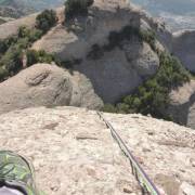 Ráèl bajada - Vía Doc Anton R. (V/A0e 130 m) Magdalena Superior (Montserrat, Barcelona)