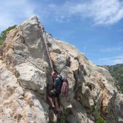 Paso equipado con cuerdas