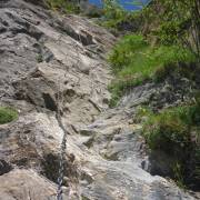 Placa con cadenas y grapas - Vía Ferrata Roc del Quer o Directíssima