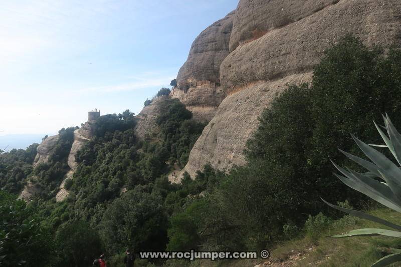 030 15 Ermitas 3 100cims Montserrat Rocjumper