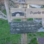 Cartel Vía Ferrata Castillo de Peñaflor y Vía Ferrata Almadeo - Huesa del Común