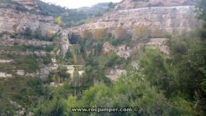 Vistas al Sant Miquel del Fai - Torrent del Gat Menjat - RocJumper