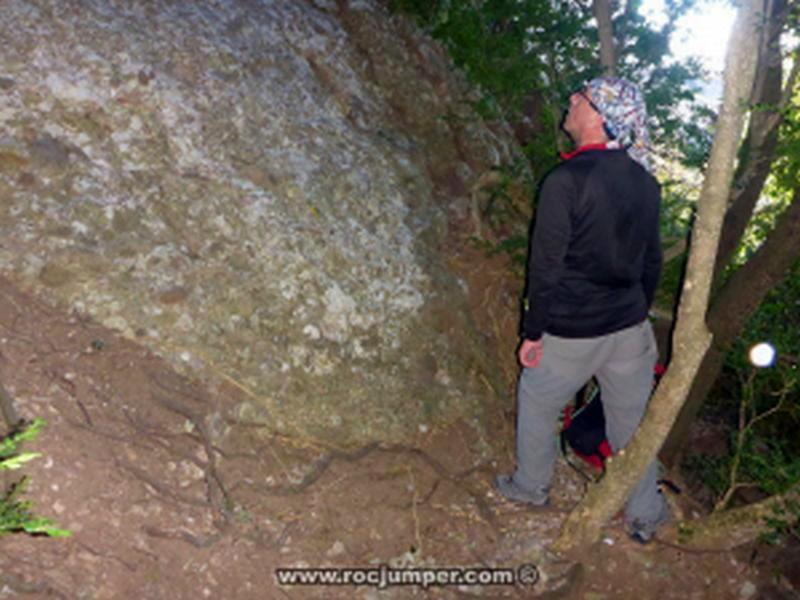 Inicio de Vía Tio Lo Gos - Gorra Frígia - Montserrat - RocJumper