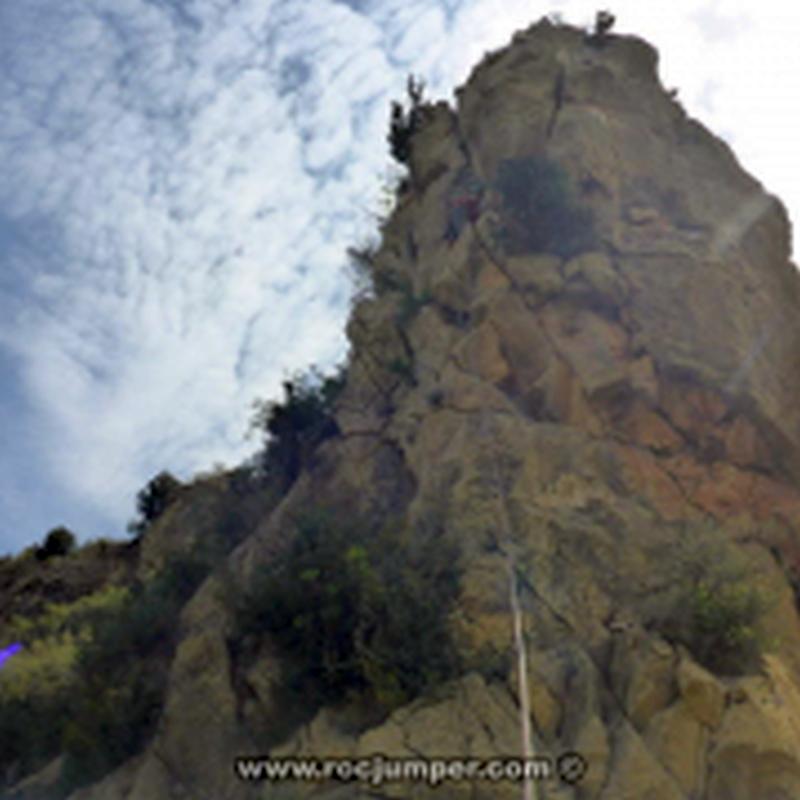 Diedro V+ Largo 3 - Cresta Tío María o Cresta Disblia - Sant Llorenç de Montgai - RocJumper