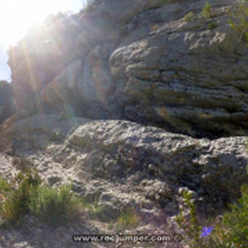 Inicio Cuerdas fijas 1 Camino Vertical Feixa dels Esparrecs