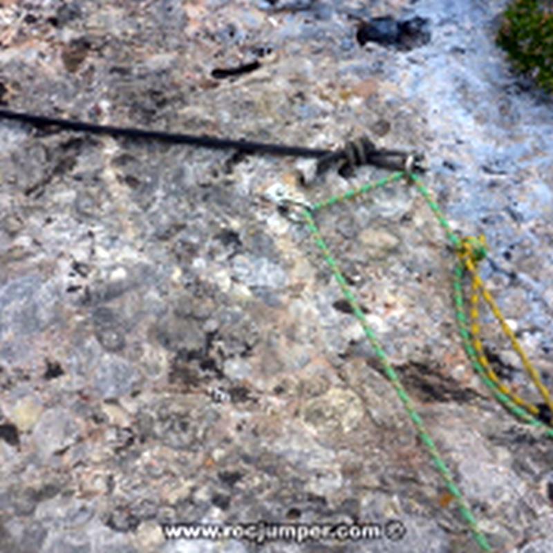 Rápel descenso - Vía El Cargolet - Camping Montserrat