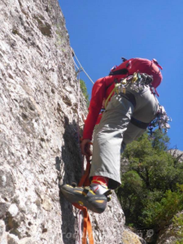 Escalada Artificial con Estribos