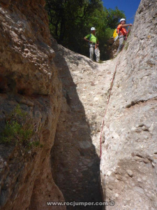 R1 - Torrent del Pont - Montserrat - RocJumper