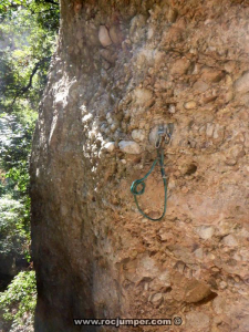 R4 - Torrent del Pont - Montserrat - RocJumper