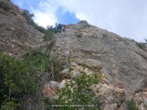 Largo 3 - Vía Campions - Codolosa - Montserrat - RocJumper