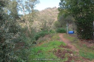 Sendero pegado al Depósito de Agua - Tossa de Mar - RocJumper