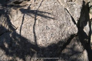 Inscripcciones de Mutant World - Vía Mutant World - Pic de Martell - Garraf - RocJumper