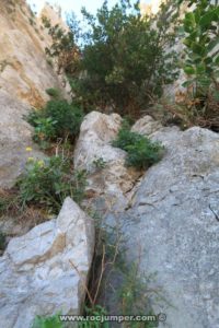 Largo 2 - Vía Mutant World - Pic de Martell - Garraf - RocJumper