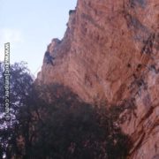 Ribera dels Pouets v4-a1-II (Odèn, Lleida) - Gran vertical Vestido
