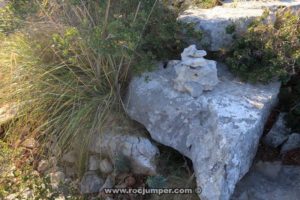 Hito de piedra retorno - Vía Mutant World - Pic de Martell - Garraf - RocJumper