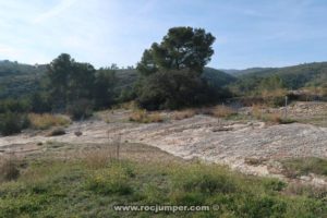 Aproximación al río - Vía Ferrata Aielo de Malferit - RocJumper