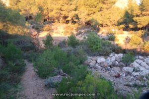 Cruzar Torrente - Vía Ferrata Ponoig Ponotx Ponoch - Polop de la Marina - RocJumper