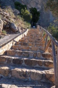 Escaleras de Aproximación - Vía Ferrata Canelobre - Busot - RocJumper