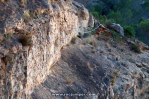 Cadenas Descenso en rápel - Vía Ferrata Albir - RocJumper