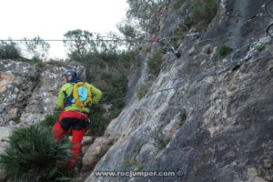 Tirolina - Vía Ferrata Fuente de Godalla - Enguera - RocJumper