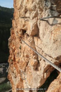 Flanqueo - Vía Ferrata Aielo de Malferit - RocJumper