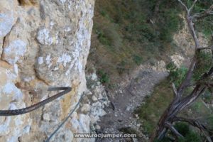 Flanqueo Tramo 3 - Vía Ferrata Norte del Cid - RocJumper