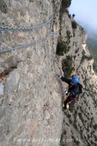 Flanqueo Tramo 2 - Vía Ferrata Serra de les Canals - RocJumper