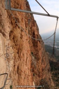 Paso de Bisagra - Vía Ferrata Redován - RocJumper