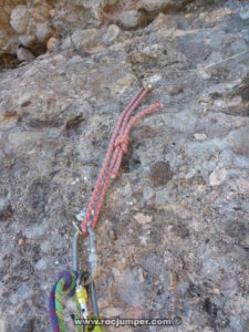 Reunión Largo 3 - Vía Delinqüents - Codolosa - Montserrat - RocJumper