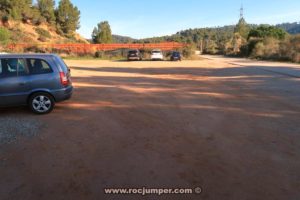 Parking Escletxes de Papiols - RocJumper