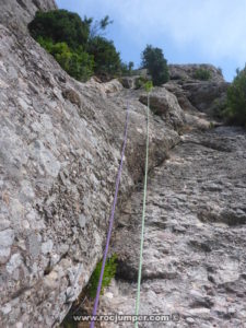 Largo 1 - Serrat d'en Muntaner - Montserrat - RocJumper