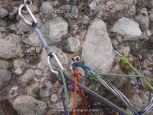 Reunión Largo 2 - Vía Acromion - Magdalena Superior - Montserrat - RocJumper