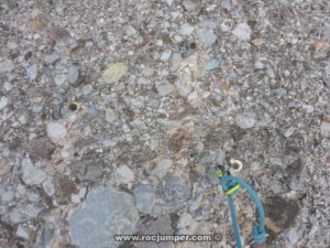 Reunión Largo 4 - Vía El Gruñón - Gorro Frígia - Montserrat - RocJumper