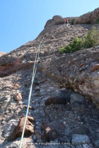 Largo 2 - Vía Integral Pilar Martínez - Gorra Frígia - Montserrat - RocJumper