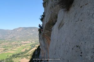 Flanqueo - Tramo 2 - Vía Ferrata Roca Narieda - RocJumper