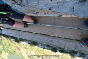 Plataforma 1 - Tramo 2 - Vía Ferrata Roca Narieda - RocJumper