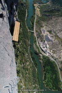 Plataforma 3 - Tramo 2 - Vía Ferrata Roca Narieda - RocJumper