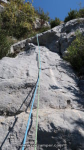 Largo 1 - Vía de la Núria - Serra de Sant Joan - Boxiols - RocJumper