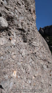 Largo 2 - Vía Lluís Baciero Salvador - Carena del Cap de Sant Joan - Sant Miquel - Montserrat - RocJumper