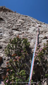 Largo 3 - Vía Lluís Baciero Salvador - Carena del Cap de Sant Joan - Sant Miquel - Montserrat - RocJumper