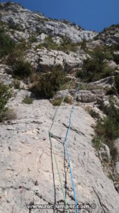 Largo 3 - Vía de la Núria - Serra de Sant Joan - Boxiols - RocJumper